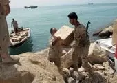 
کار قاچاق با رفاقت که حل نشد، با یقه‌گیری حل می‌شود؟
