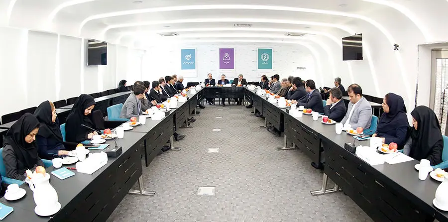 تسریع خدمت رسانی به جامعه ایثارگری در اولویت امور قرار گیرد
