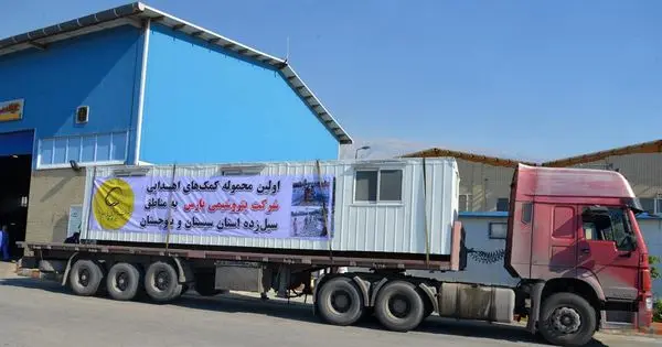ارسال محموله کمکی شرکت پتروشیمی پارس به سیل زدگان استان سیستان و بلوچستان