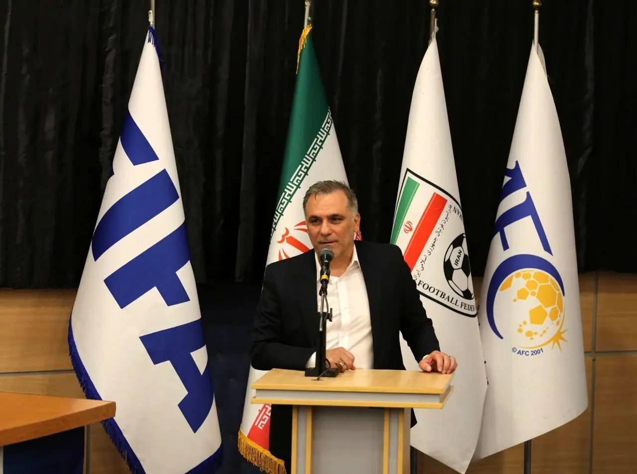 ماجدی رئیس هیات فوتبال تهران شد