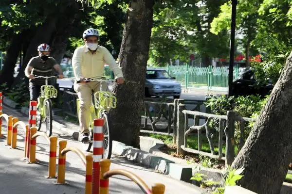 بازدید مسئولان شهری تهران با دوچرخه از پروژه های منطقه 3