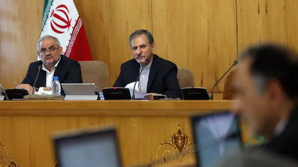 تعیین تکلیف پرداخت مالیات فعالان اقتصادی مناطق آزاد پس از انقضای معافیت ۲۰ ساله در هیات دولت