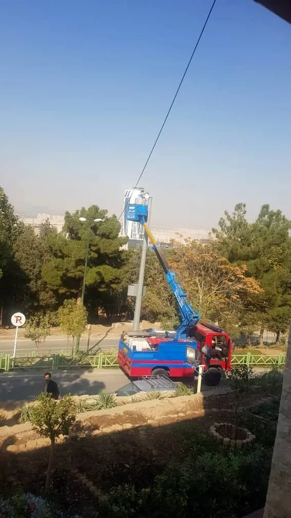 نصب دوربین های جدید نظارت تصویری در بوستان جنگلی سرخه حصار 

