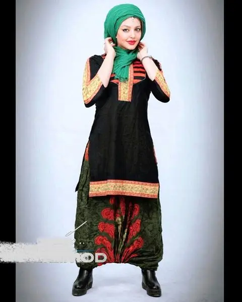 مدل عجیب و غیرمتعارف شلوار بازیگر زن مشهور+عکس