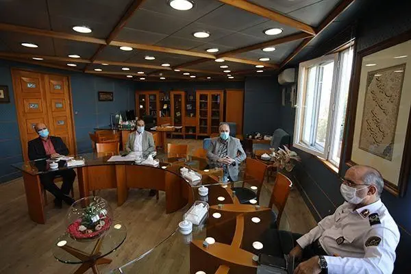 نشست هم اندیشی معاون فنی و عمرانی شهرداری تهران با رئیس پلیس راهور تهران بزرگ