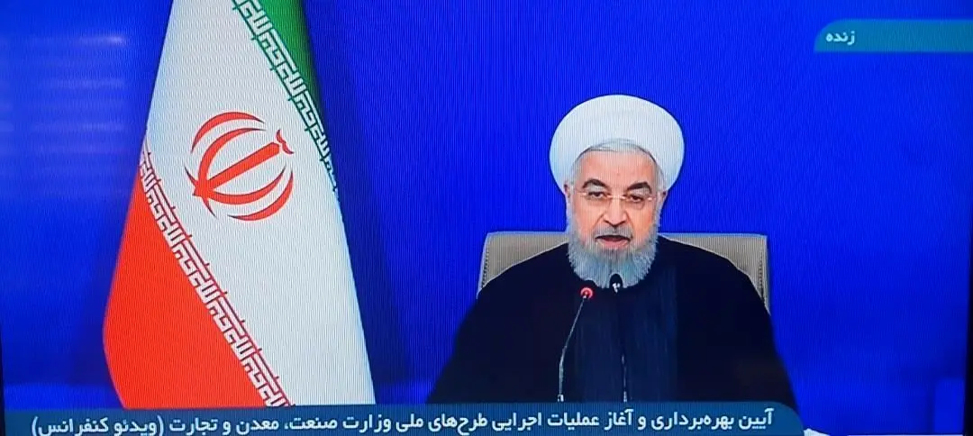 با فرمان رئیس جمهور بهره برداری از  طرح انتقال  آب خلیج فارس به چادرملو آغاز شد        

