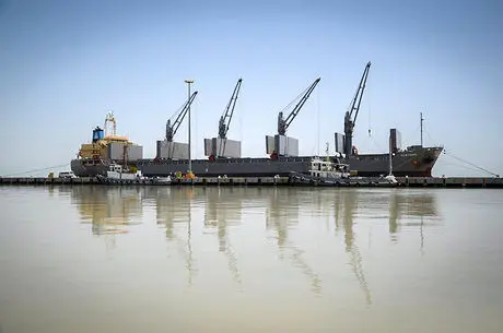 رشد آمارهای اقتصادی بنادر جنوبی ادامه دارد
