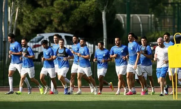 تمرین صبح استقلال با سه غایب برگزار شد