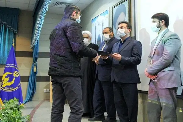 تجلیل از نفرات برتر استان قم در جشنواره سراسری باران وحی