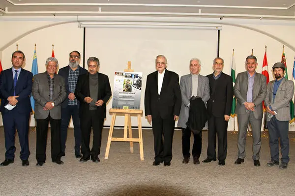 ما فارسیزبانان اگر یکی میشدیم کارهای ماندگاری را خلق میکردیم