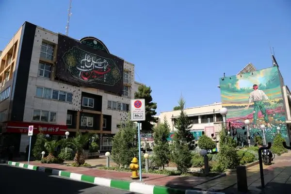 حسینیه کربلایی‌ها مراسم خیمه‌سوزان، اجرای تعزیه در سبزه‌میدان