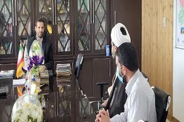 پاسخگویی مدیرکل راه و شهرسازی استان مرکزی در ملاقات مردمی

