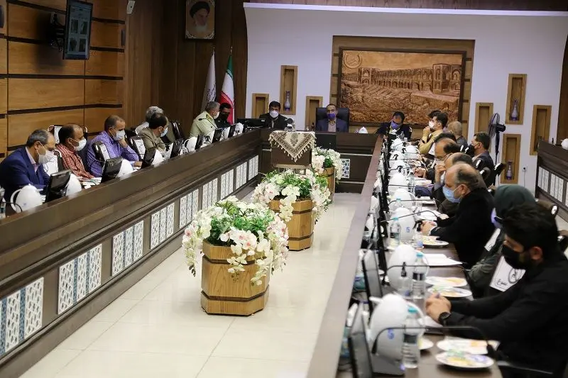 جلوگیری و نظارت بر برداشت های غیرمجاز آب در بالادست رودخانه زاینده رود

