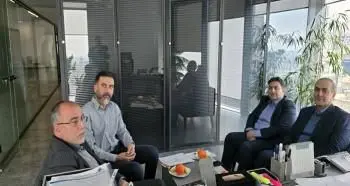 گسترش تعاملات بانکی با شرکتهای پیشرو صنعت پتروشیمی