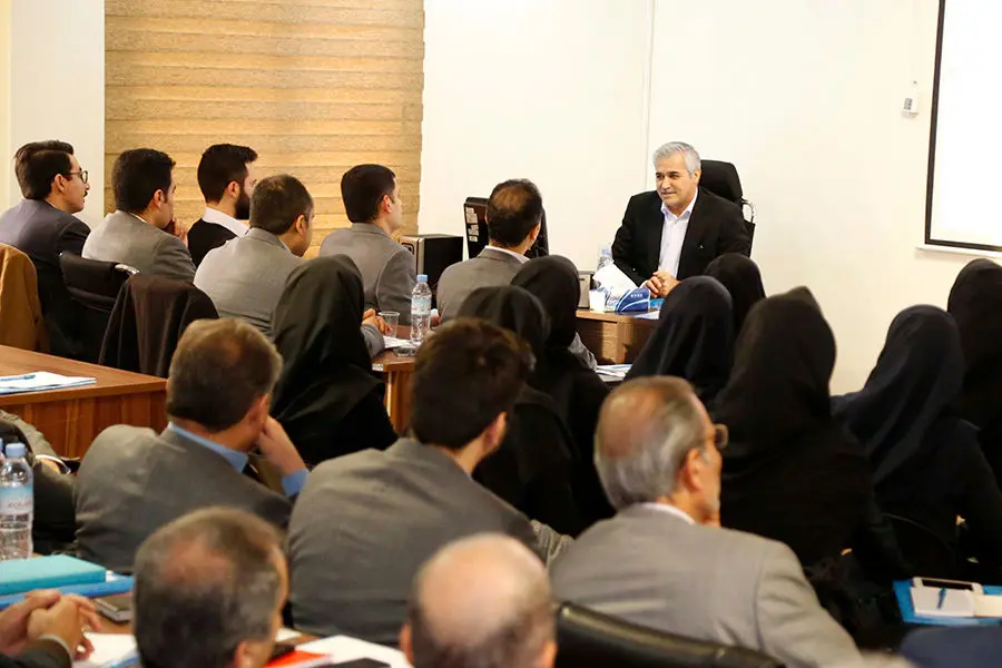 عدم رعایت ضوابط امهال موجب افزایش مطالبات غیرجاری می شود
