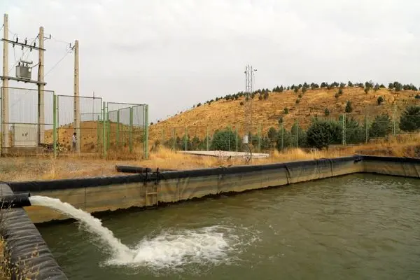  لوله گذاری برای انتقال آب خام در پارک جنگلی سرخه حصار
