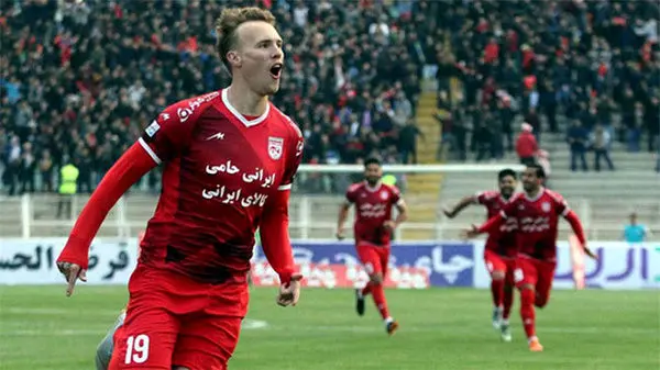 فسخ قرارداد تراکتورسازی با مهاجم ایرلندی