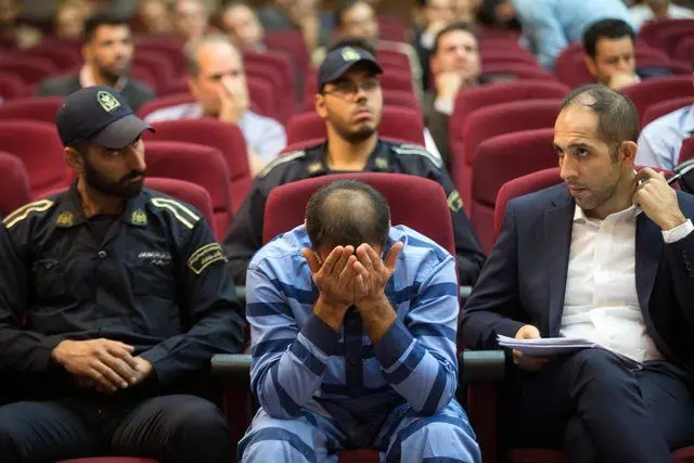 
قاتل بنیتا: مرا اعدام کنید!
