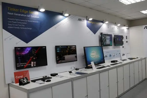 نگاهی به محصولات تجاری ایسوس در غرفه های VIP