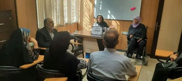 ارائه خدمات غربالگری بیماری های چشمی همراه با اقدامات حمایتی، توانبخشی و درمانی در منطقه 19