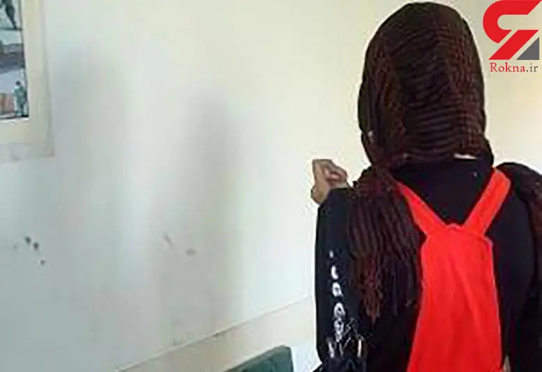 پاهای کوتاه و بلند زن مطلقه! + عکس 