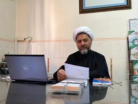 هدیه‌ای از جنس یادداشت به استاندار جدید قم