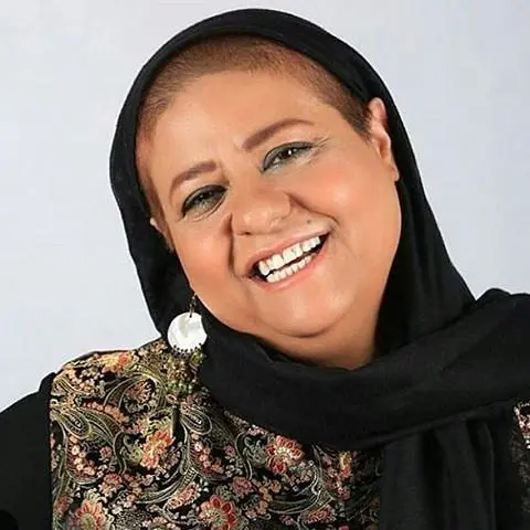 عکس معنادار خانم بازیگر پس از بازگشت به ایران از شبکه جم
