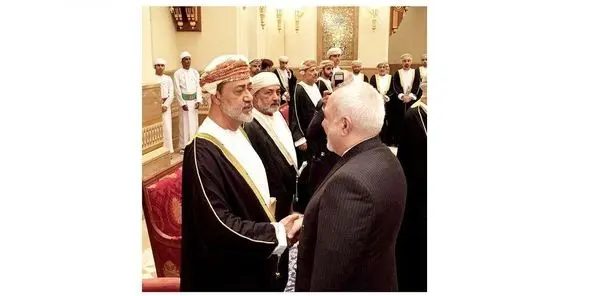 دیدار ظریف با پادشاه جدید عمان در مسقط