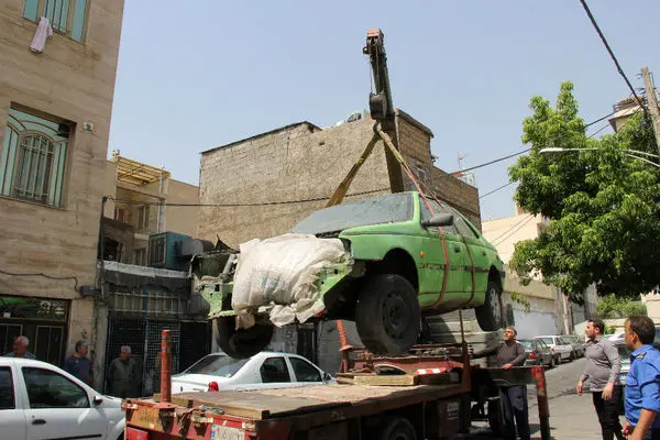 جمع آوری 60 دستگاه خودروی اسقاطی از معابر شمال شرق تهران

