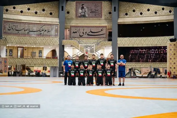 تیم منتخب کشتی فرنگی راهی روسیه شد