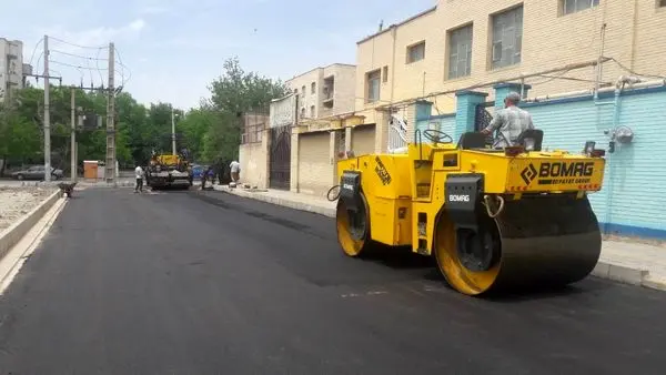 اجرای بیش از ۴۰ هزار مترمربع روکش مکانیزه آسفالت در محدوده بزرگراهی