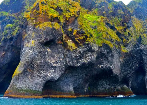 صخره‌ای شبیه به فیل در ایسلند+عکس