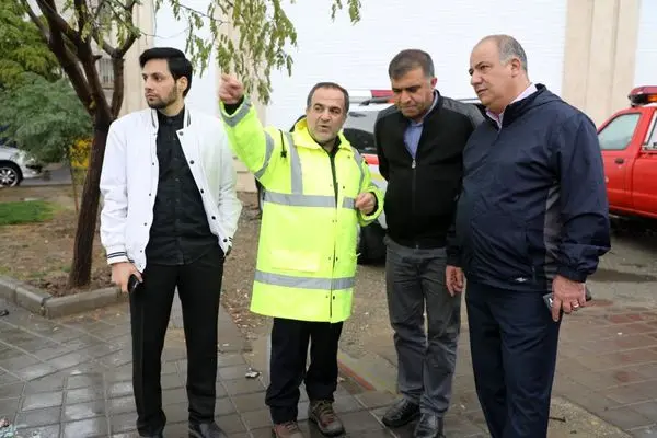 مدیریت بارندگی ها و آماده باش کامل نیروهای شهرداری منطقه ۱۳