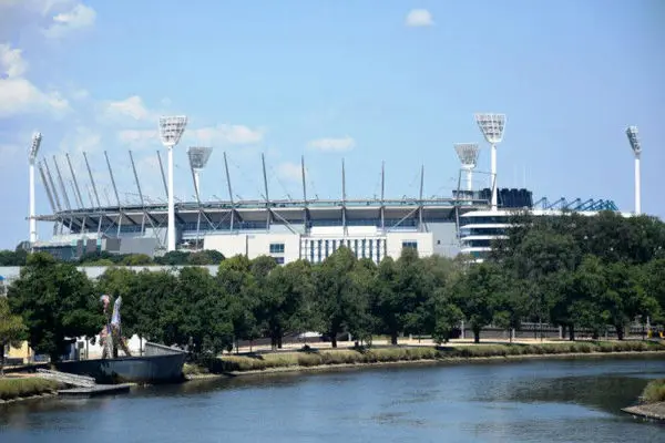 بزرگترینترین ورزشگاه ها و استادیوم های ورزشی جهان را بشناسید +تصاویر