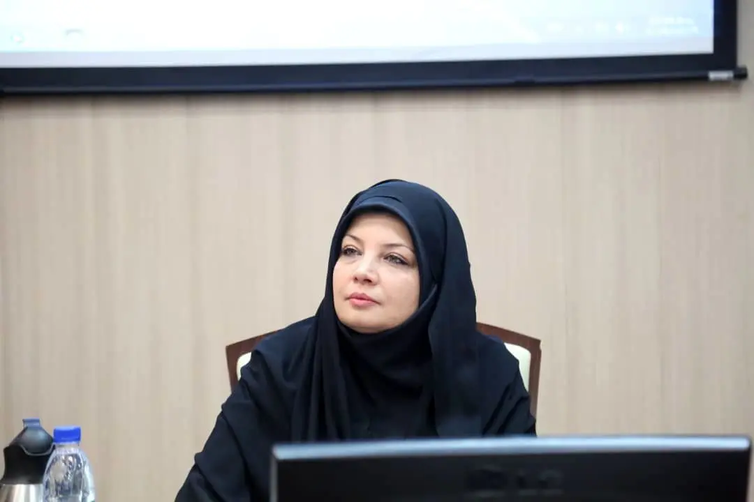 اجرای پروژه گسترش فضای سبز در محور خیابان های دماوند و انقلاب

