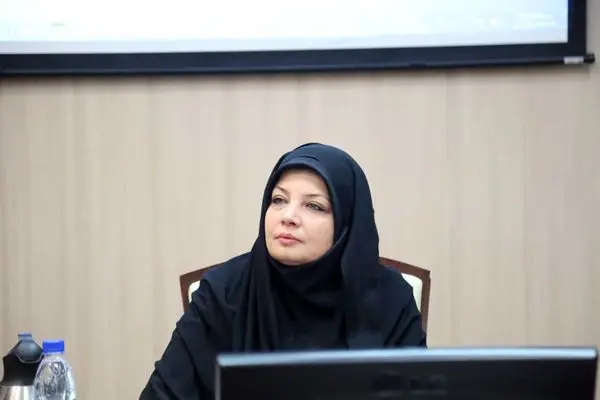 اجرای پروژه گسترش فضای سبز در محور خیابان های دماوند و انقلاب

