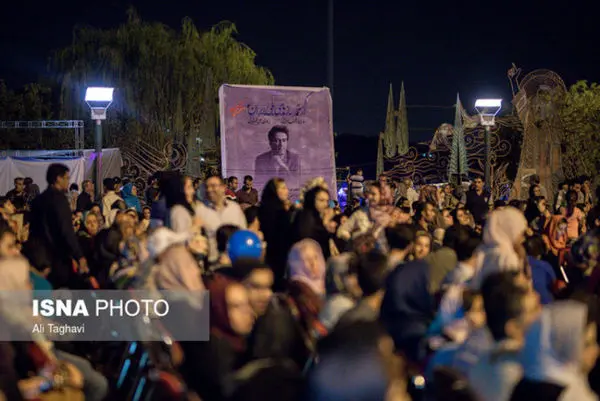 اولین کنسرت خیابانی + تصاویر