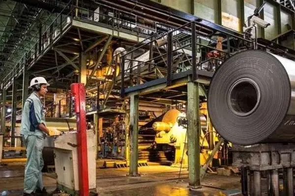 فولاد مبارکه؛ تلاش برای مرجعیت علمی به همراه حل مشکلات فعلی

