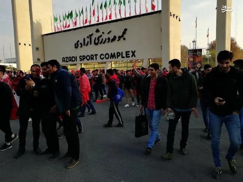 پرسپولیسی‌های مشتاق در ورزشگاه آزادی+عکس