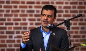 در مدیریت بنادر عقب هستیم