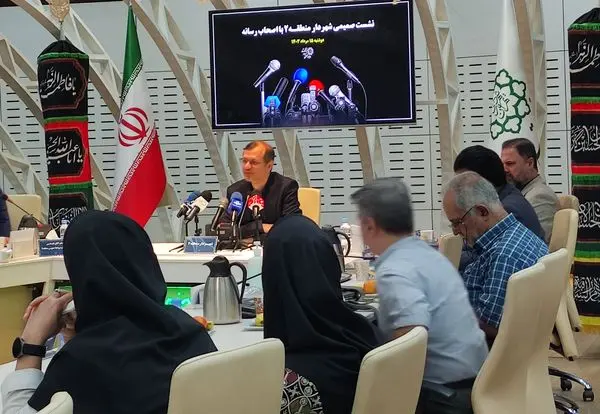 مطالبه گری نقش اصلی خبرنگار است 