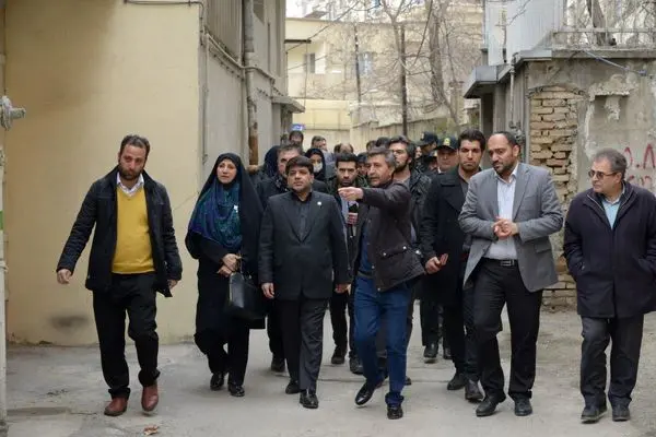 بازآفرینی بافت های فرسوده منطبق با ویژگی هر محله برنامه ریزی واجرا شود

