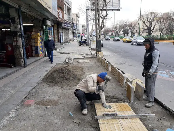 مرمت و ایمن سازی پیاده روهای شمال شرق تهران برای تردد افراد کم توان