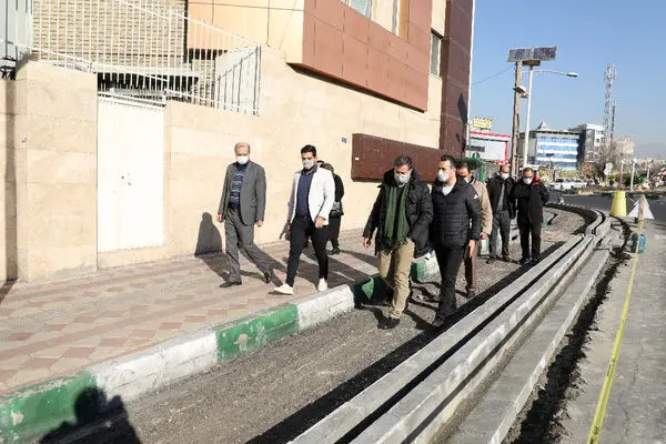 پروژه احداث ۴ کیلومتر مسیر دوچرخه  در خیابان کامل منطقه ۱۳ 

