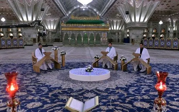 پخش مراسم ترتیل خوانی در حرم مطهر حضرت امام خمینی(ره) از شبکه های مختلف سیما

