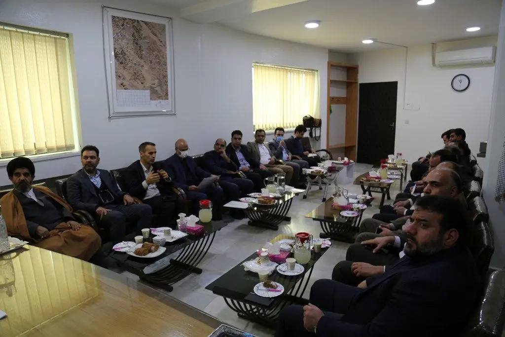 لزوم توسعه و اصلاح شبکه های آب و فاضلاب شهرستان فلاورجان با مشارکت بخش صنعت

