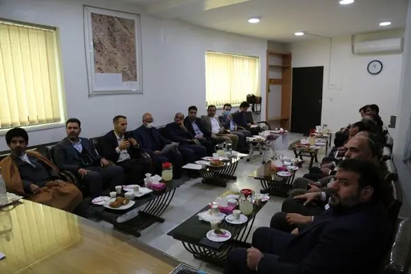 لزوم توسعه و اصلاح شبکه های آب و فاضلاب شهرستان فلاورجان با مشارکت بخش صنعت