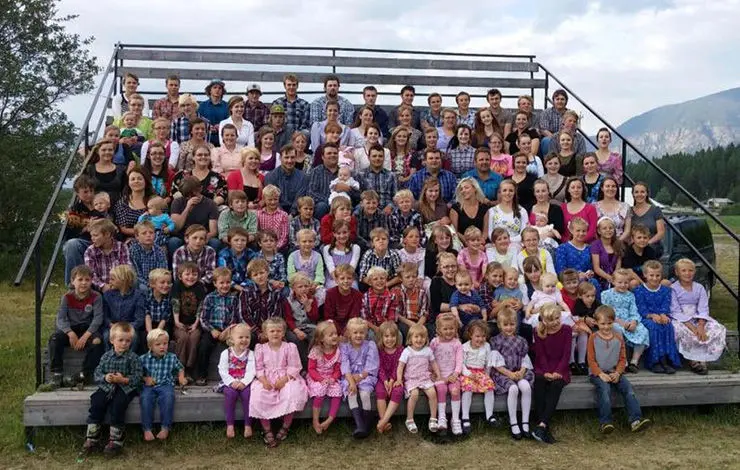  وسوسه مرد 59 ساله برای ازدواج با دختر کم سن و سال +عکس
