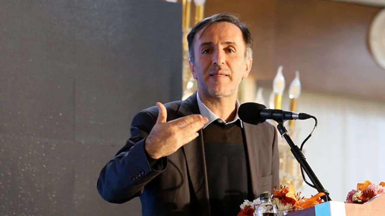 ارز ۴۲۰۰ تومانی فعلا قطع نمی‌شود