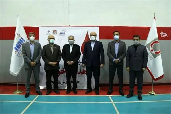 حضور رئیس کمیته ملی المپیک،بهداد سلیمی و پیمان فخری در طرح سراسری اهدای خون جامعه ورزش و جوانان